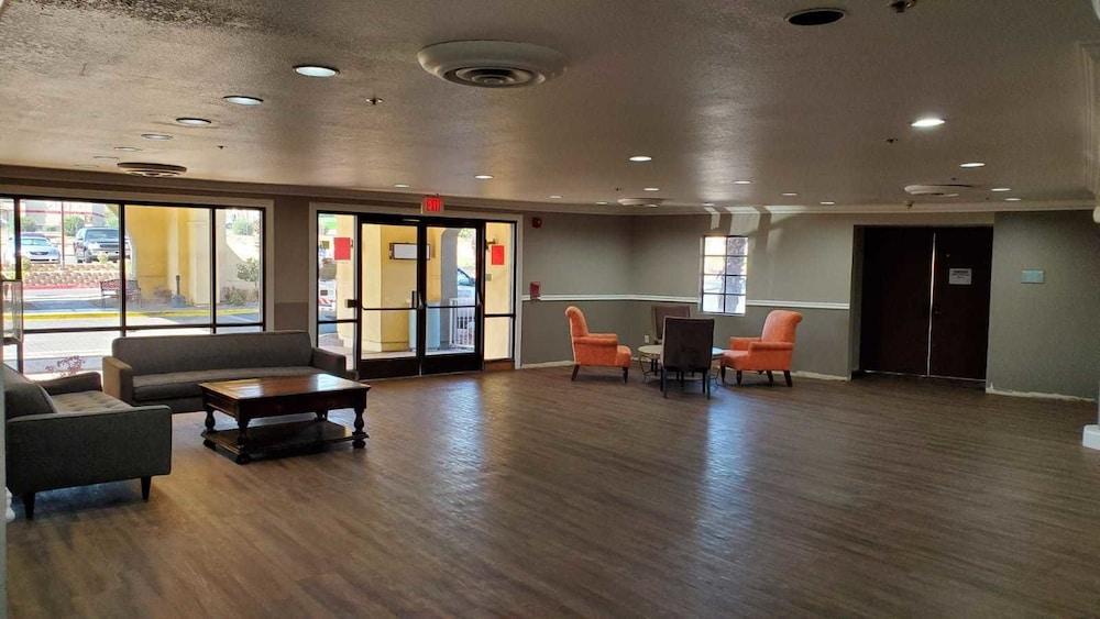 Ramada By Wyndham Barstow Hotel Екстериор снимка